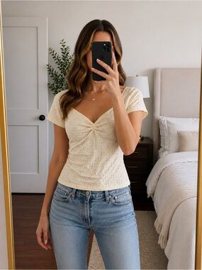 Y2K Cream Lace Eyelet Top‎ Ruched Bust Sweetheart Neckline Women Medium Coquette